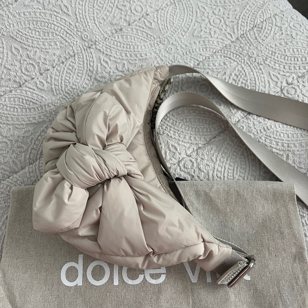 A brand new, never-worn cute bag!